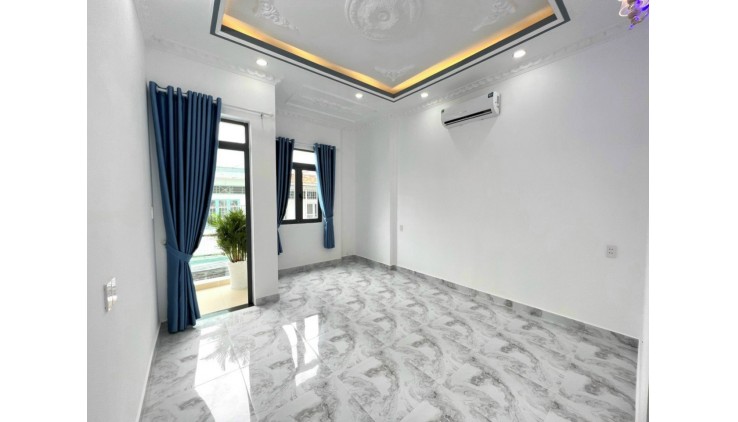 Bán nhà Cao Lỗ, DTSD 62m2, tặng full nội thất, SHR, 2,7 tỷ TL mạnh